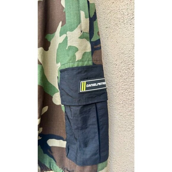 Daniel Patrick Mens Camo Shorts Large New Designer - Picture 2 of 9